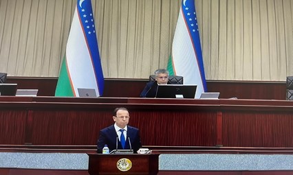 Конституциявий судда тенглик ва адолат учун: янги қонун лойиҳаси муҳокамада